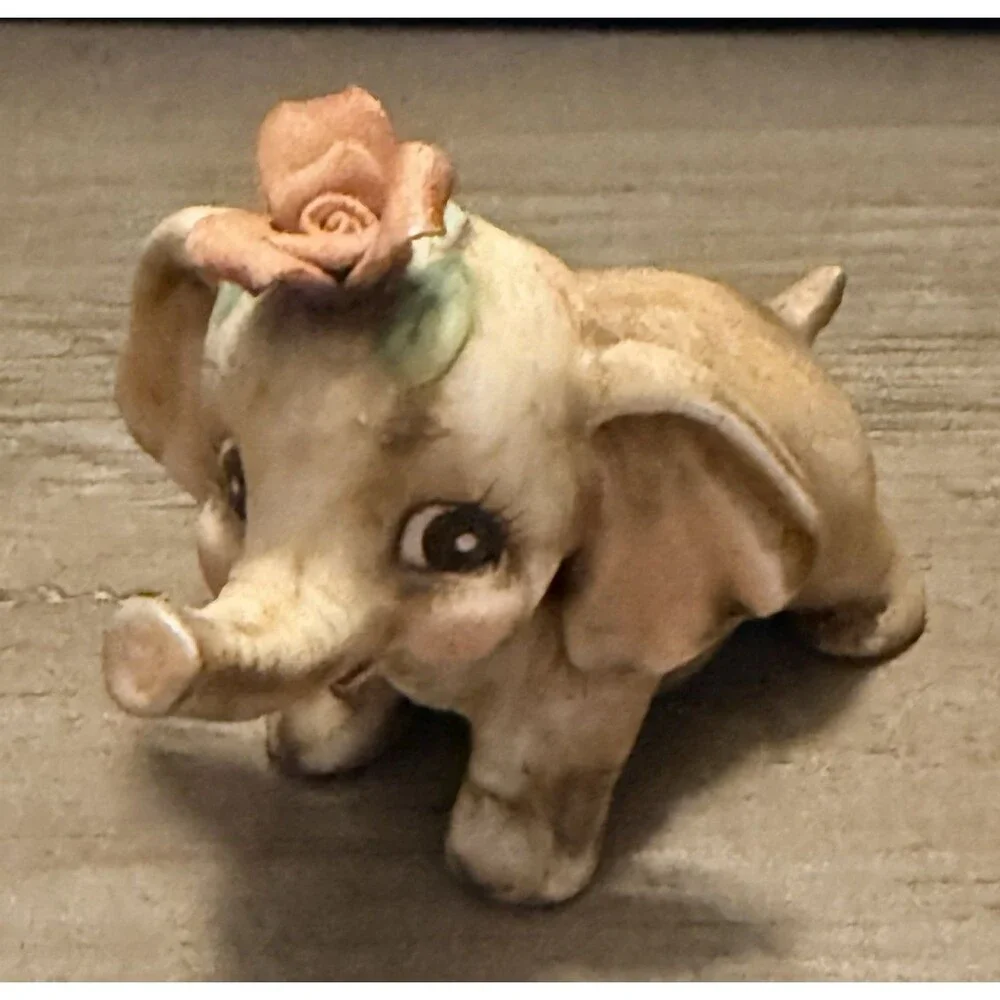 Vintage Porcelain Baby Elephant With Flowers On Head Anthropomorphic Korea